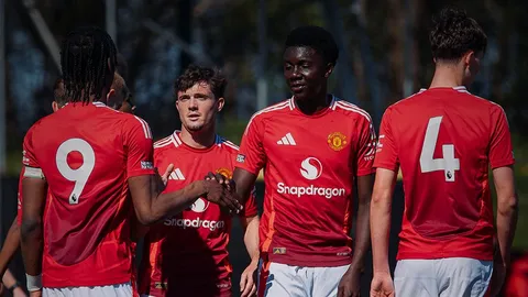 แมนยูฯ U18 ฟอร์มดุถล่ม "ลีดส์" 13-1  “มูซา” ซัดคนเดียว 7 ประตู