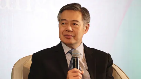 “ศุภวุฒิ” ย้ำไม่ต้องรีบเจรจาสหรัฐฯ เก็บกระสุนไว้ต่อรอง-จับตา 49 สินค้าเสี่ยงสวมสิทธิ์