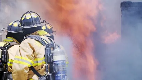 ไฟไหม้บ้านพักคนชราในจีน ดับ  20 ศพ