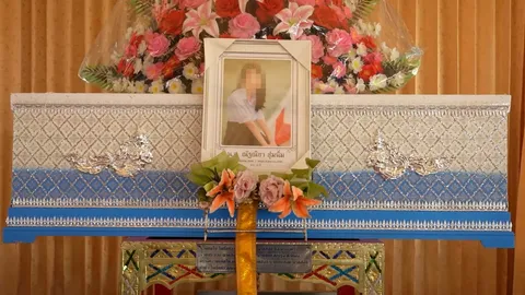 เผาศพ "น้องโฟกัส" ญาติฝากถึงพ่อบุญธรรมมือฆ่า เป็นถึงอดีต สจ. ไม่เคยโผล่ร่วมงาน