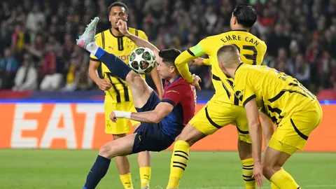 ผลบอล บาร์เซโลน่า ฟอร์มดุ ไล่ถล่ม ดอร์ทมุนด์ ศึก UCL รอบ 8 ทีม นัดแรก