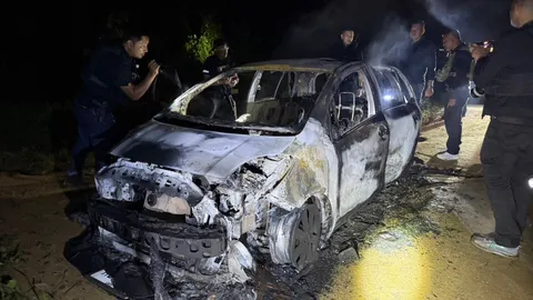 คนร้ายรัวยิง “รองสารวัตร” เสียชีวิต พร้อมเผารถยนต์ที่สุไหงปาดี จ.นราธิวาส