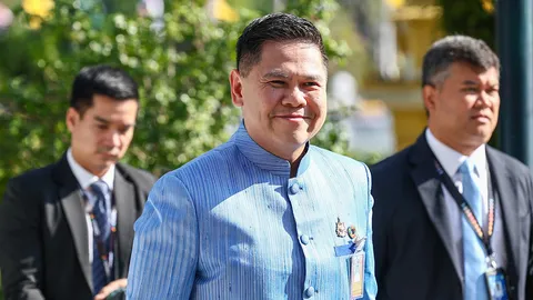 “วราวุธ” ให้คะแนน 5 เต็ม 10 ต้องทำต่อ จี้คน พม.ลุยงานอย่าปล่อยเกียร์ว่าง