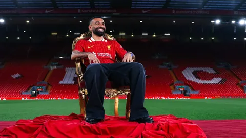 เดอะค็อปเฮทั่วโลก "ลิเวอร์พูล" ยืนยัน ต่อสัญญา "โม ซาลาห์" อย่างเป็นทางการ 