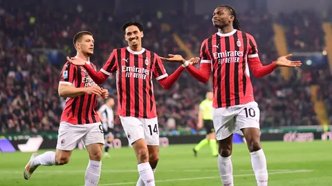 ผลบอล เอซี มิลาน ฟอร์มร้อน บุกถล่ม อูดิเนเซ่ ศึกกัลโช่ เซเรีย อา อิตาลี