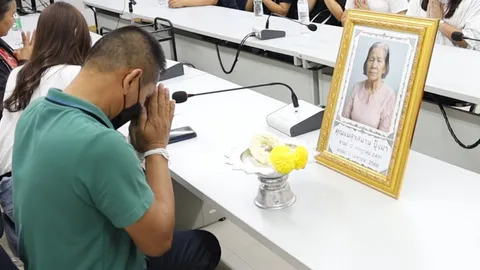 "ร.ต.ท." ขับเก๋งชนยายวัย 78 ดับ ร้องไห้ขอขมารูปหน้าศพ เจรจาชดใช้ 8 แสนบาท