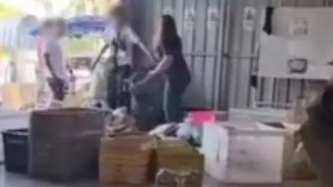 สาวล้มทั้งยืน เล่าปมถูกพนักงานขนส่ง บุกตบหน้าถึงที่ทำงาน ยันจะเอาผิดถึงที่สุด