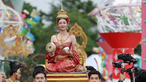 หมิว ณัชชา ถูกจับแปลงโฉมสวยสุดตระการตา ร่วมประเพณีสงกรานต์