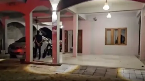 ทิดเพิ่งลาสิกขากลางดึก บุกบ้านสาวยิงเจ็บสาหัส ก่อนปลิดชีพตัวเองตาม