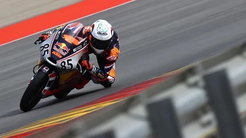 "เกียรติศักดิ์" คว้ากริดที่ 6 ศึกดาวรุ่งชิงแชมป์โลก "โมโตจีพี รุกกีส์คัพ" สนามแรก