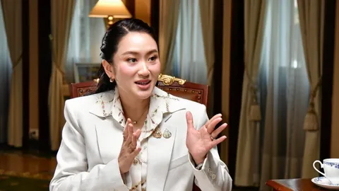 “นายกฯ อิ๊งค์” ขอบคุณคนห่วงใย อาการดีขึ้นเยอะ แจงเพลียมากหลับไปทั้งใส่แว่น