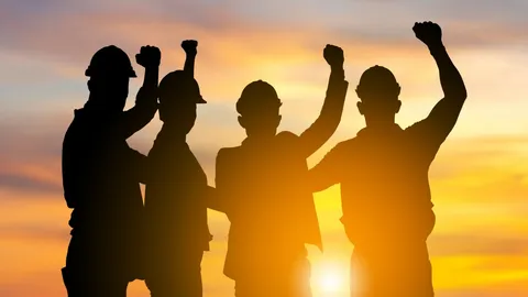 วันแรงงานข้าราชการหยุดไหม เช็กชัดๆ 1 พฤษภาคม 2568 ใครได้หยุดบ้าง