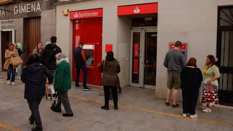 สลด เหตุไฟดับครั้งใหญ่ในสเปน ทำให้มีผู้เสียชีวิตหลายศพ