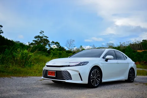  NEW TOYOTA CAMRY HEV  ปรับราคาเพิ่มทุกรุ่น  