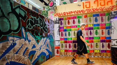 สาดสีกลางห้าง เปิดบรรยากาศสตรีทอาร์ต Wall Lords Thailand 2025 ที่ มันมัน ศรีนครินทร์ 