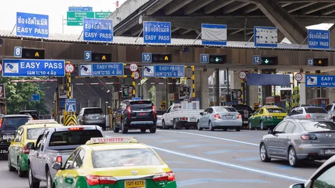 ทางด่วนฟรี "วันฉัตรมงคล" 4 พฤษภาคม 2568 ยกเว้นค่าผ่านทางพิเศษ 3 สายทาง 61 ด่าน