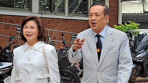 "ดำรง-ต๊ะ" โร่แจ้งจับ ผู้ว่า-อดีตผู้ว่า สตง. ระบุชัด 2 ข้อหาฉกรรจ์ เป็นคน "เซ็น" สร้างตึกที่ถล่ม