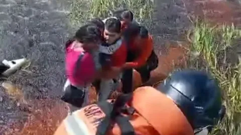 5 คน รอดตาย เครื่องบินตกบึงจระเข้เกือบ 2 วันในโบลิเวีย