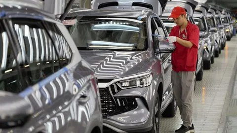 รถไฟฟ้า BYD ได้รับความนิยมในกัมพูชา เริ่มสร้างโรงงานประกอบรถอีวีแล้ว
