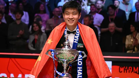 ม้ามืดเขย่าโลก! “จ้าว ซินถง” สร้างปรากฏการณ์โค่น “มาร์ค วิลเลียมส์” ผงาดแชมป์สนุกเกอร์โลก