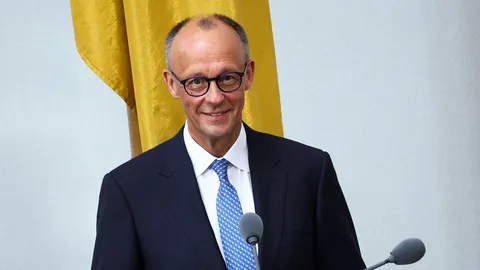 เกือบไม่รอด “ฟรีดริช แมร์ซ” เป็นนายกฯ ใหม่เยอรมนี แต่สภาต้องโหวต 2 รอบ