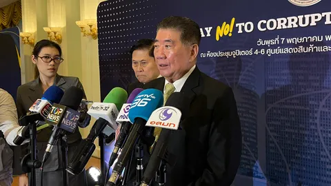 "บิ๊กอ้วน" คุยจุฬาราชมนตรีหารือแนวทางแก้ปัญหาชายแดนใต้