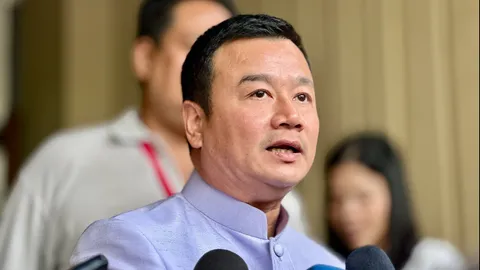 “สรวงศ์” รอประเมินผลขายเหล้าวันพระใหญ่โซนท่องเที่ยว เน้นควบคุมอายุคนซื้อ