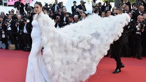 เปิดชุดพรมแดงคานส์ในตำนาน ของแม่ชม "ชมพู่ อารยา" สวยตะโกนนนน!!