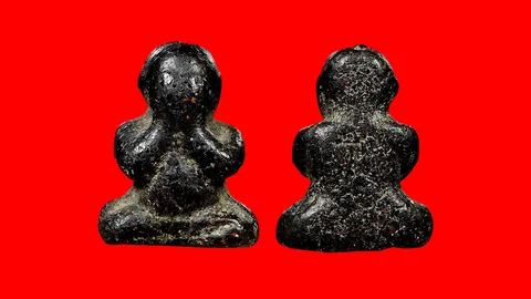 พระปิดตา พิมพ์ตะพาบ เนื้อผงคลุกชัน เคลือบรัก หลวงปู่เอี่ยม ปฐมนาม เข้มขลังตามตำรา