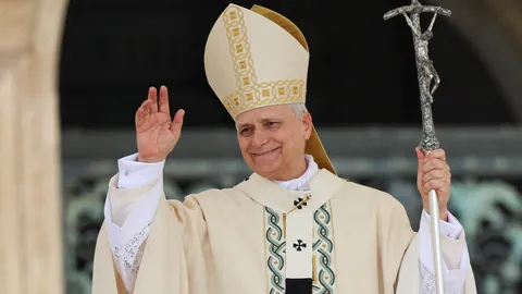 โป๊ปเลโอที่ 14 ทำพิธีมิสซารับตำแหน่งพระสันตะปาปาอย่างเป็นทางการ