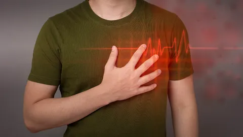 รู้ทันอาการหลอดเลือดหัวใจอุดตัน ภาวะอันตรายที่นำไปสู่หัวใจวาย สาเหตุจากอะไร ป้องกันได้หรือไม่