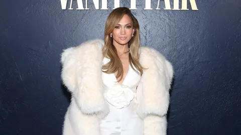 "เจโล" งานเข้า ถูกช่างภาพฟ้องละเมิดลิขสิทธิ์ภาพถ่ายเดินพรมแดง หลังเอาไปโพสต์ลงโซเชียลไม่ขออนุญาต