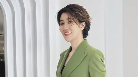 เชียร์ ฑิฆัมพร เล่าความรักปัจจุบัน คนจับตาหวานใจใช่ หมิว รังสินี หรือไม่ (คลิป)