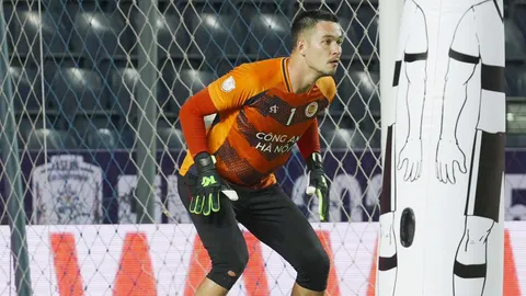 ผู้รักษาประตู “กงอัน ฮานอย” สาดวาทะเด็ดก่อนดวล “บุรีรัมย์” ชี้ชะตาแชมป์ Shopee Cup