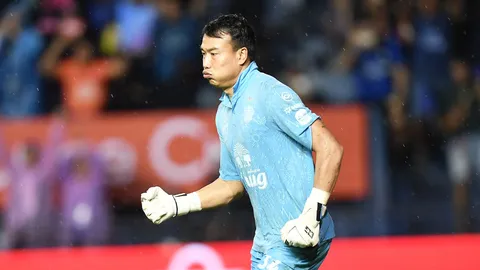 ฉัตรชัย ฮีโร่! กงอัน ฮานอย ฝันสลาย บุกแพ้ “บุรีรัมย์” ชวดเอาแชมป์ SHOPEE CUP กลับเวียดนาม