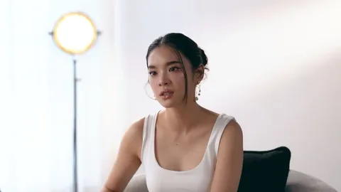 เฌอปราง เผยเบื้องหลังความเพอร์เฟกต์ เคยหมดไฟถึงขั้นไม่อยากคุยกับใคร! (คลิป)