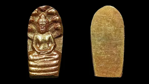 พระปรกใบมะขาม เนื้อทองคำ วัดท้ายตลาด องค์งาม สมบูรณ์ พบน้อยนับองค์ได้ ราคาหลักล้าน