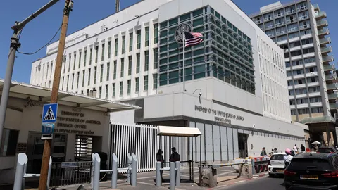 สหรัฐฯ จับหนุ่ม 2 สัญชาติ ฐานพยายามเผาสถานทูตสหรัฐฯ ในเทลอาวีฟ