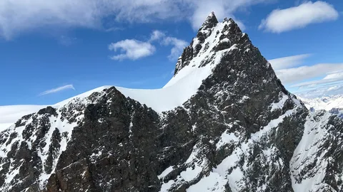 สลด พบร่างนักสกี 5 ศพ หลังหายตัวไปบนเทือกเขาแอลป์