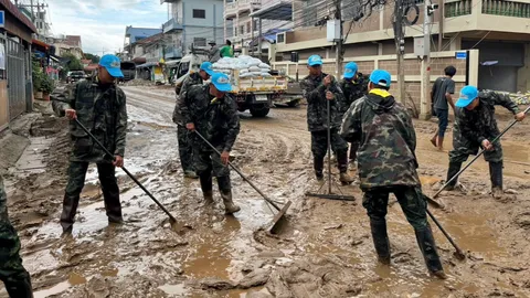 น้ำท่วมเชียงรายเริ่มคลี่คลาย ทุกฝ่ายเร่งช่วย “ประเสริฐ” จ่อบินเมียนมาแก้ปัญหาน้ำกก