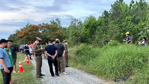 เด็กวัย 15 ขาสั่นเจอหัวกะโหลกกลิ้งออกจากพงหญ้า คาดถูกนำมาทิ้งเกือบ 1 เดือน