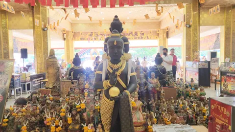 ส่องเลขเด็ด "หลวงพ่อพูล กุมารสมบัติ" วัดไผ่ล้อม ลุ้นโชคก่อนหวยออกงวด 1/6/68