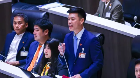 ถ่ายทอดสด ประชุมสภาฯ งบประมาณ 2569 วันที่ 3 ฝ่ายค้านเตรียมรุมสับกระทรวงใหญ่ (คลิป)