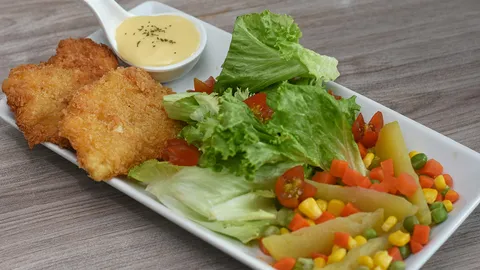 “สลัดปลา ซอยสามเสน 12” สืบตำนานน้ำสลัดโบราณ