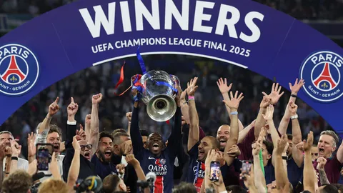 อีก 3 ทีมทำไม่ได้ "เปแอสเช" สร้างประวัติศาสตร์ใหม่ หลังคว้าแชมป์ UCL ชนะอินเตอร์