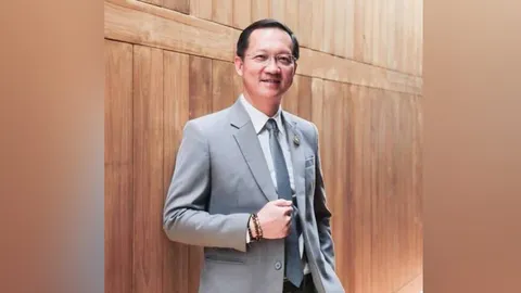 โฆษกพรรครวมไทยสร้างชาติ ขอบคุณผลโหวตดุสิตโพล ยก “พีระพันธุ์” นักการเมืองโดดเด่น