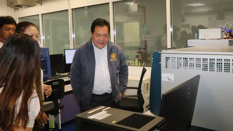 “ทวี” โชว์ห้องแล็บตรวจสารเสพติดในน้ำเสีย เฝ้าระวังแหล่งผลิตรอบประเทศ
