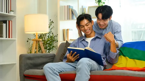 เปิด 4 ธนาคาร เอื้อคู่รัก “กู้ร่วม” ไม่จำกัดเพศ LGBTQIAN+ ก็กู้ได้ สานฝันคนอยากมีบ้าน