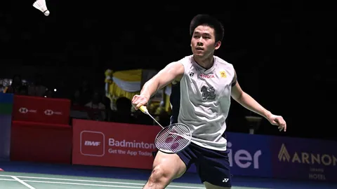 “วิว กุลวุฒิ” ฟอร์มยังแกร่ง! ทุบ หลี่ เจีย หาว ลิ่วรอบ 8 อินโดนีเซีย โอเพ่น 2025