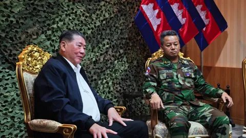 “ภูมิธรรม” บินด่วนสระแก้ว ถกรองนายกฯ กัมพูชา ย้ำยึดกลไกเดิม ปรับกำลังเหมือนปี 2024 (คลิป)